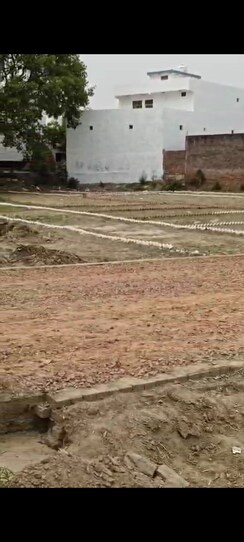Plot For Sale in Eros Lakewood City