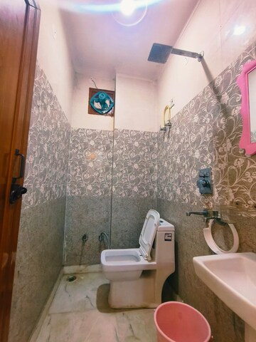 Bathroom in 2 BHK Builder Floor at Dwarka Mor – for Rent