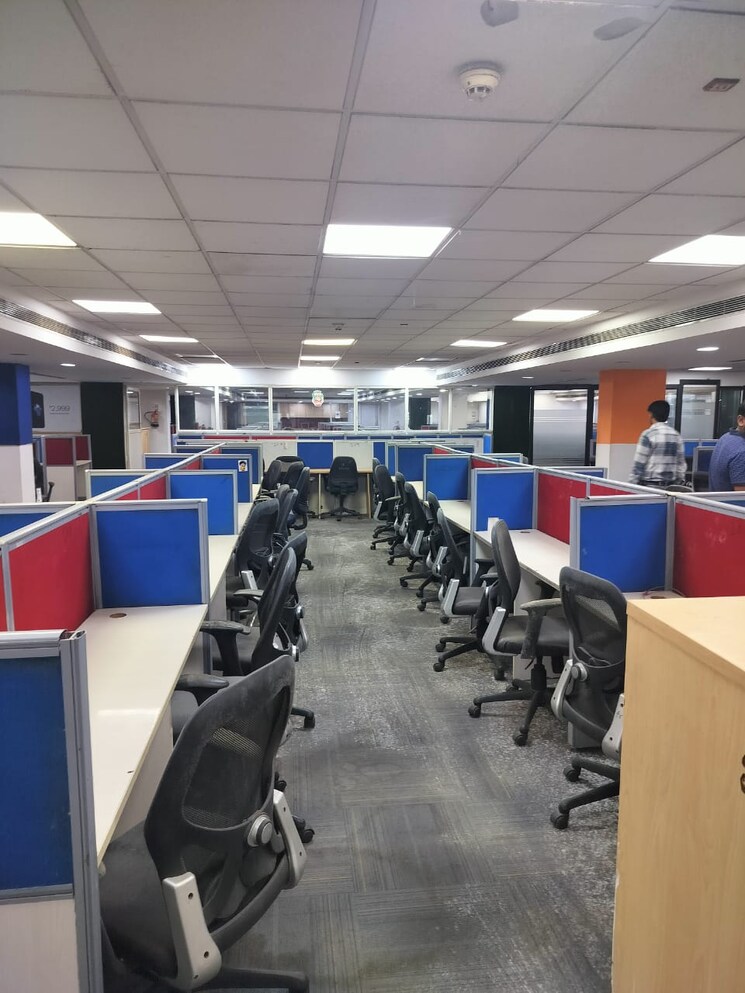 Team Area, sector 63 Commercial Office Space 14000 Sq.Ft. In Sector 63 Noida 9062217