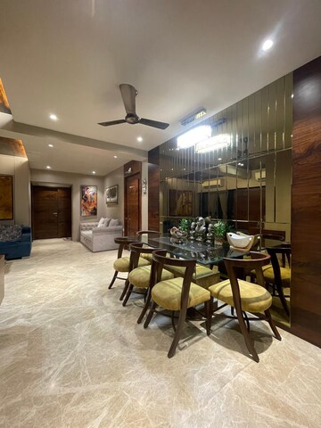 4 BHK Apartment For Sale in Santacruz East