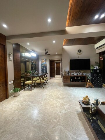 Parking in 4 BHK Apartment at Santacruz East – for Sale