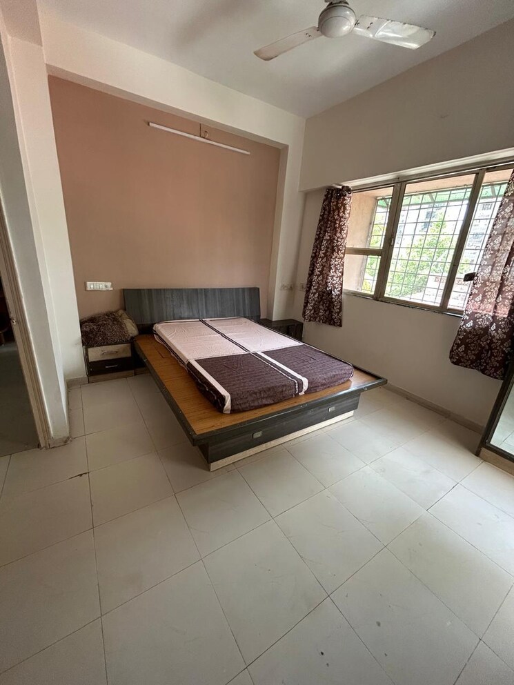 Master Bedroom, shyamal 3 Bedroom 1800 Sq.Ft. Apartment In Shyamal Ahmedabad 9062265
