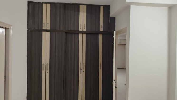 Other, shyamal 3 Bedroom 1800 Sq.Ft. Apartment In Shyamal Ahmedabad 9062265