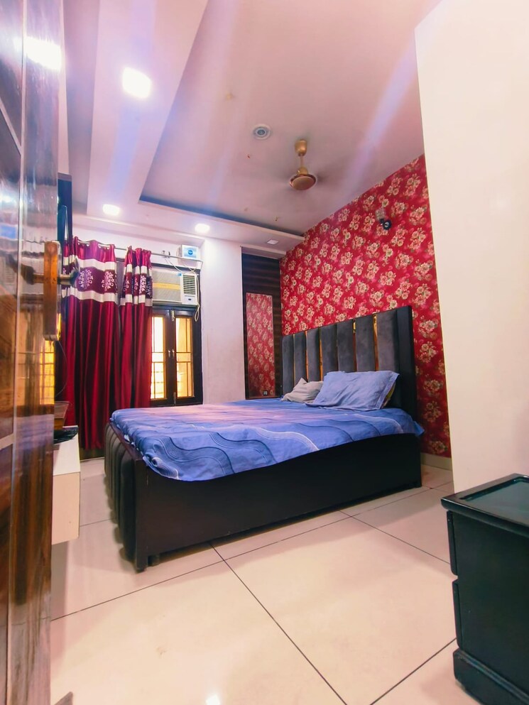 Bedroom, dwarka mor 3 Bedroom 900 Sq.Ft. Builder Floor In Dwarka Mor Delhi 9062219