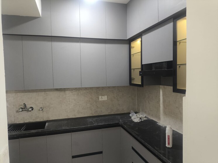Kitchen, shri-balaji-apartments-gurgaon 2 Bedroom 562 Sq.Ft. Apartment In Dharam Colony Gurgaon 9062206