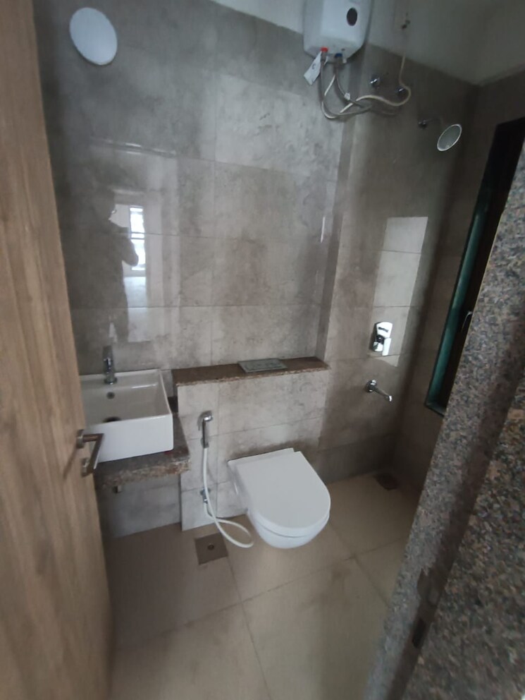 Bathroom, birla-vanya 2 Bedroom 661 Sq.Ft. Apartment In Kalyan West Thane 9062439
