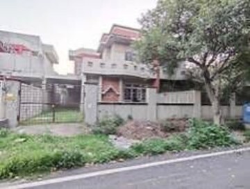  Plot – Exterior View View at Sigma Iii Greater Noida - for Sale