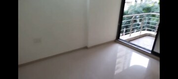 Room in 2 BHK Apartment at MM Spectra, Chembur – for Rent
