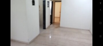 Room in 2 BHK Apartment at MM Spectra, Chembur – for Rent
