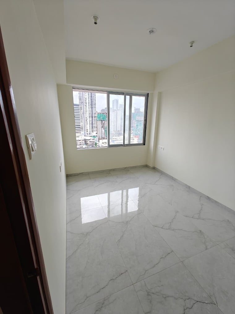 Room, grant road 2 Bedroom 616 Sq.Ft. Apartment In Grant Road Mumbai 9062321
