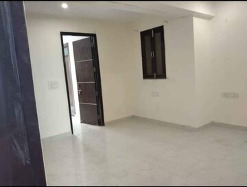 Room in 2 BHK Builder Floor at Chattarpur – for Rent
