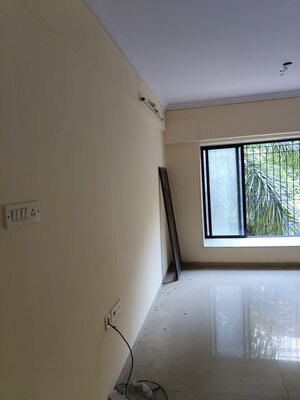 Room in 2 BHK Apartment at Raunak Unnathi Gardens Phase II, Pokhran Road No One – for Sale