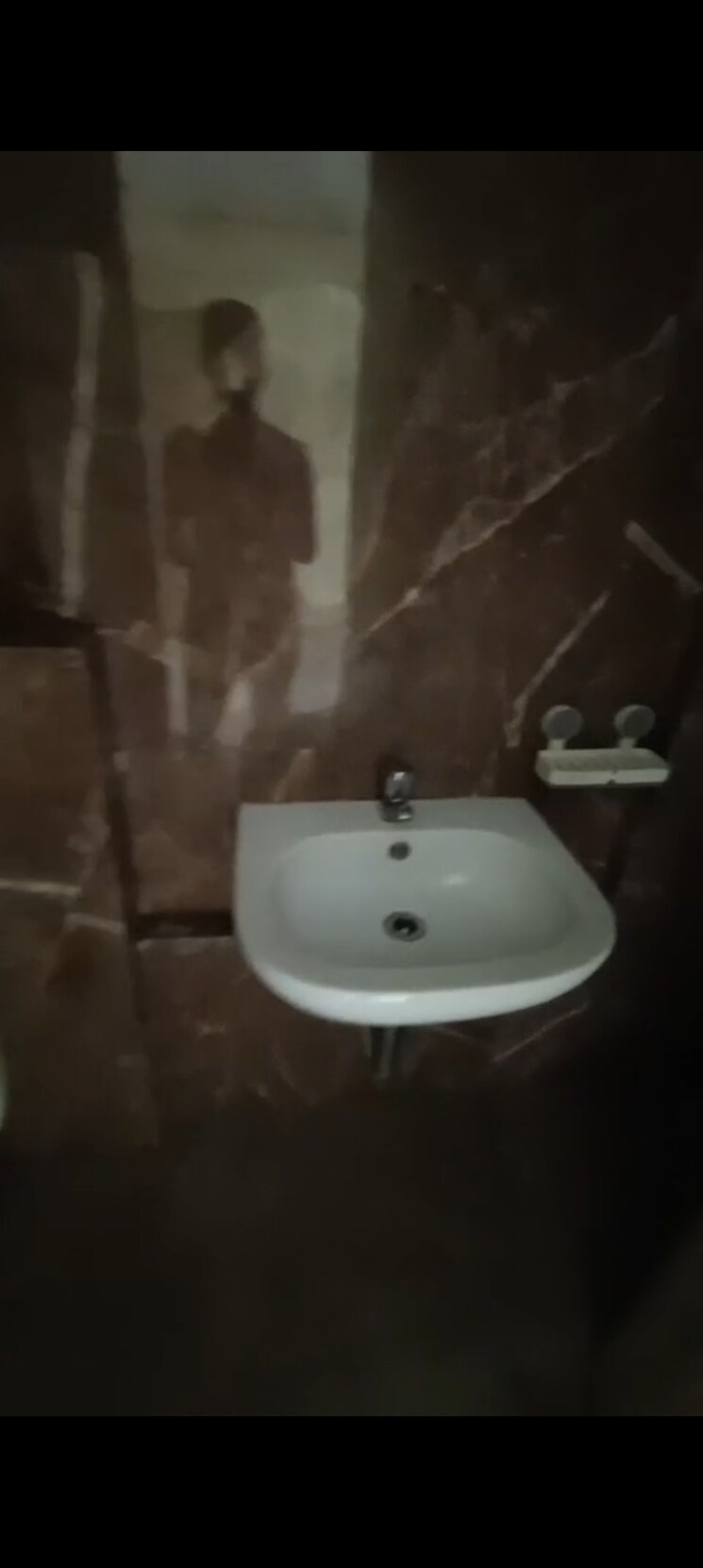 Bathroom, ghatkopar east 1 Bedroom 460 Sq.Ft. Apartment In Ghatkopar East Mumbai 9062432