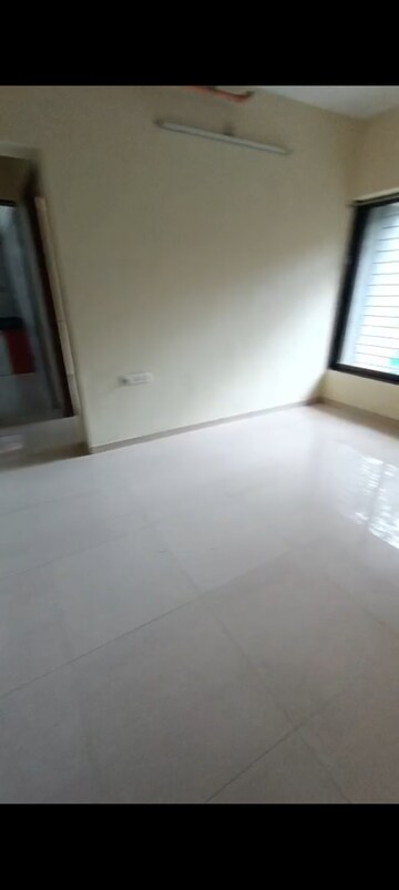 Room in 1 BHK Apartment at Ghatkopar East – for Rent