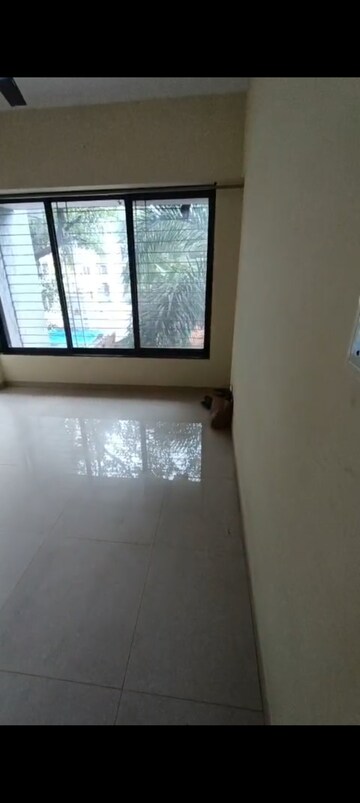 Room in 1 BHK Apartment at Ghatkopar East – for Rent