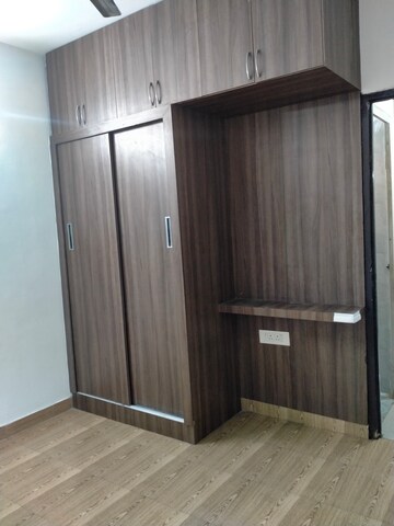 Room in 2 BHK Apartment at Tulip Lemon, Sector 69 – for Rent