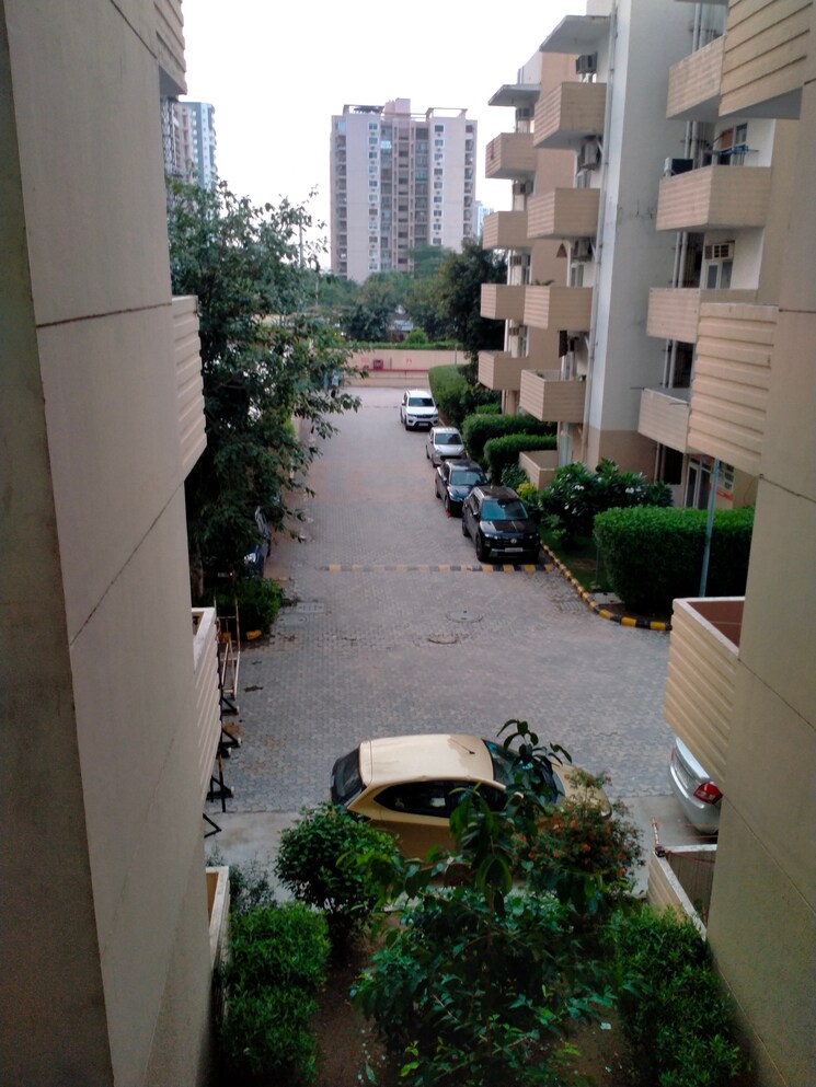 Balcony, tulip-lemon 2 Bedroom 526 Sq.Ft. Apartment In Sector 69 Gurgaon 9062443