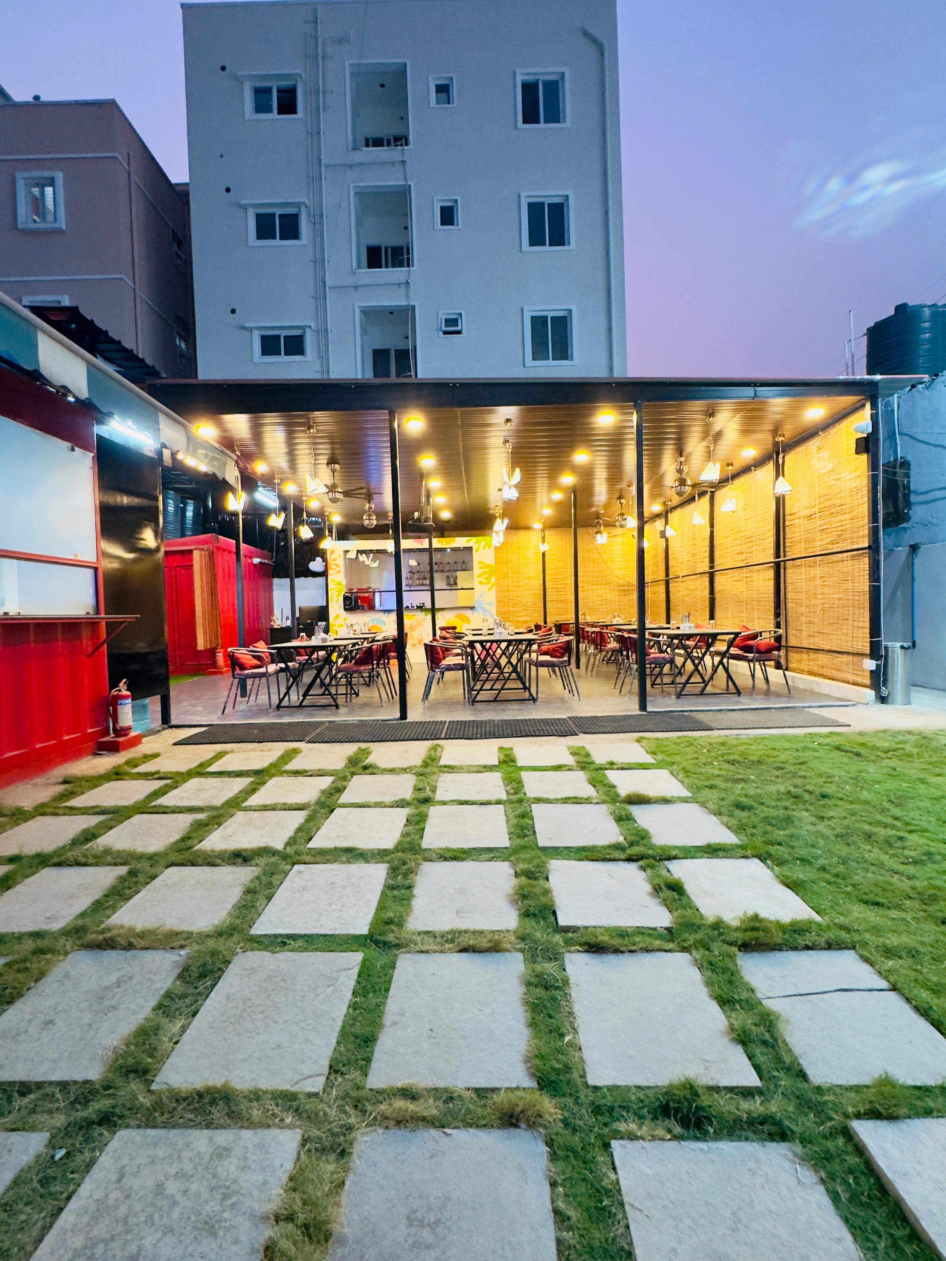 Showroom For Rent in SM Homes Kondapur