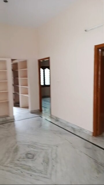Room in 6+ BHK Independent House at Kothapet – for Sale