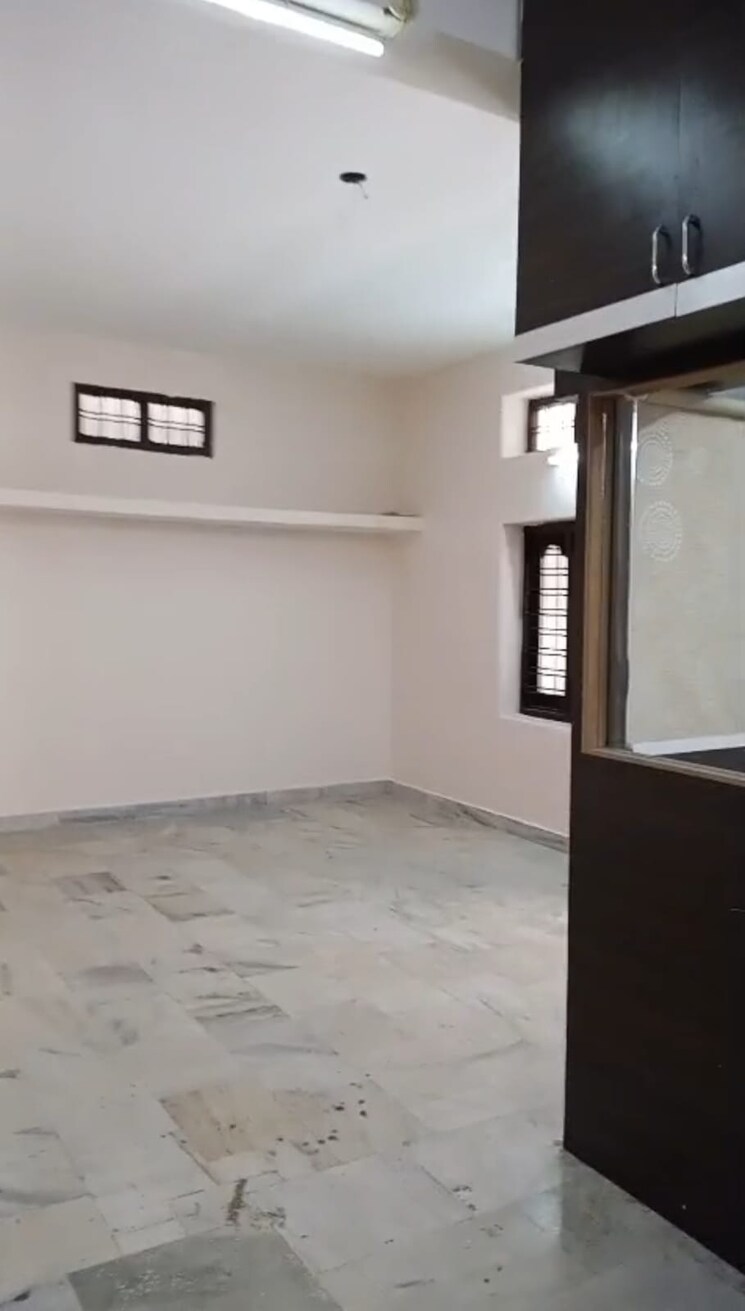 Room, kothapet 6+ Bedroom 213 Sq.Yd. Independent House In Kothapet Hyderabad 9062530