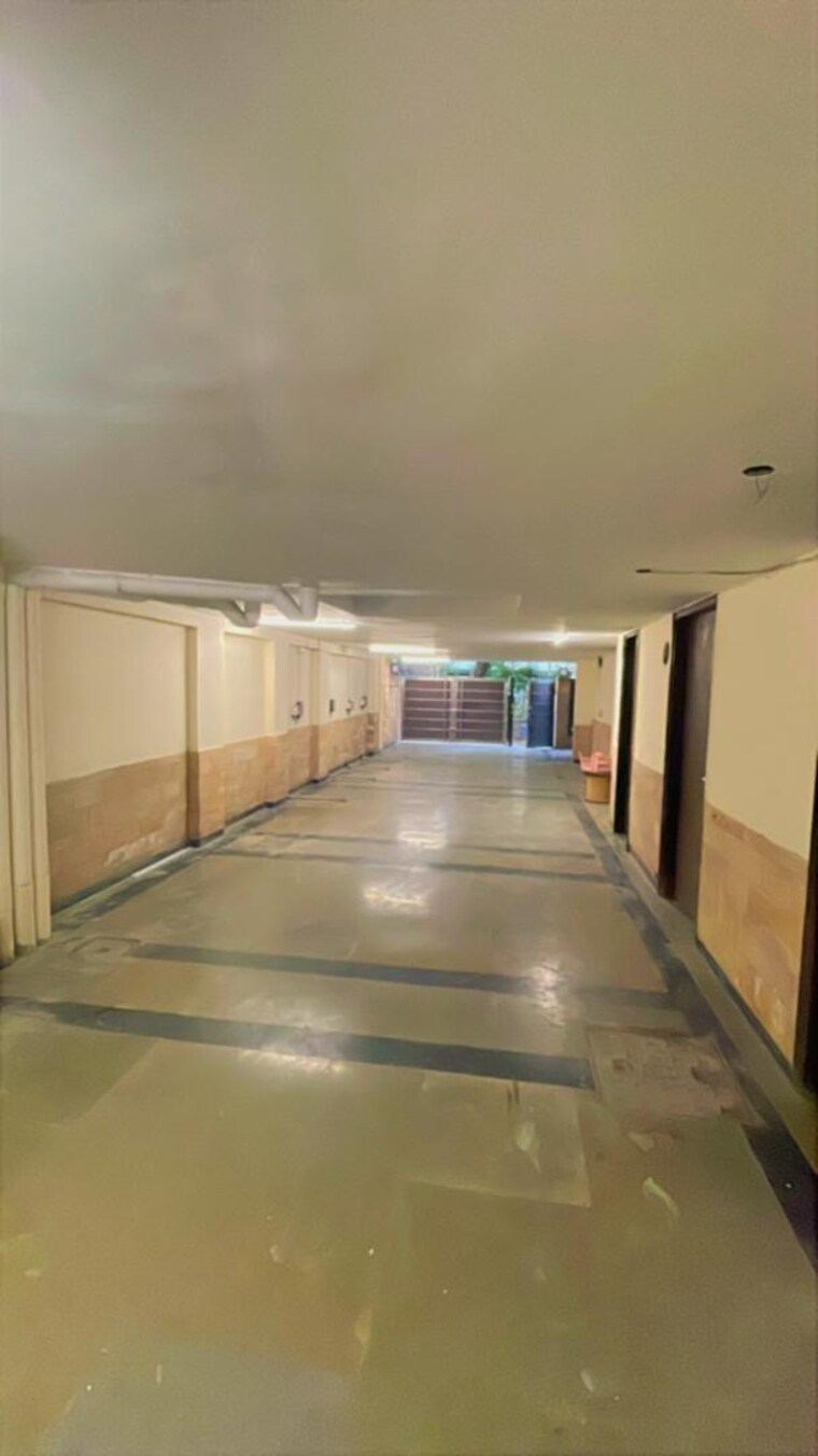 undefined, chittaranjan park 3 Bedroom 160 Sq.Yd. Builder Floor In Chittaranjan Park Delhi 9062457