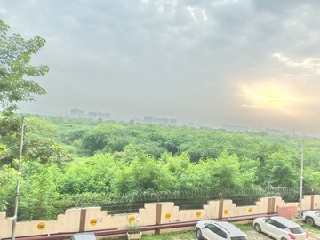 Plot Area in 2.5 BHK Apartment at Amrapali Riverview, Amrapali Leisure Valley – for Rent
