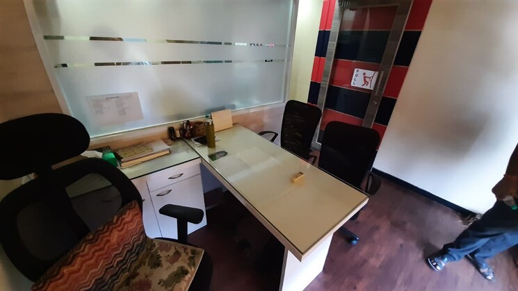 Team Area, hilton-center Commercial Office Space 976 Sq.Ft. In Cbd Belapur Sector 11 Navi Mumbai 9062535