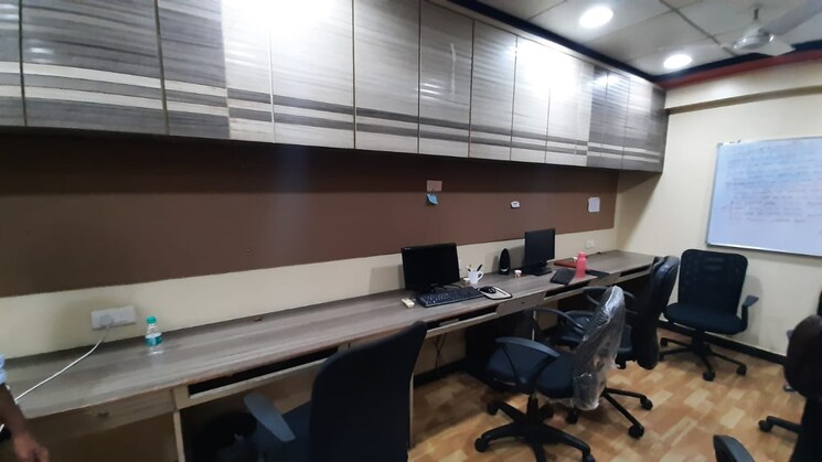 Team Area, hilton-center Commercial Office Space 976 Sq.Ft. In Cbd Belapur Sector 11 Navi Mumbai 9062535