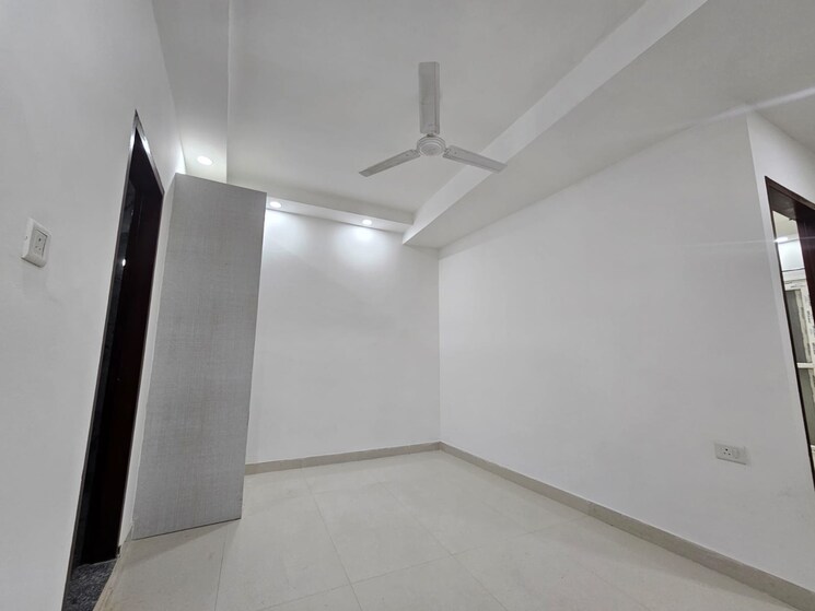 Room, neb sarai 2 Bedroom 850 Sq.Ft. Builder Floor In Neb Sarai Delhi 9062552