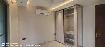 Room in 3 BHK Builder Floor at Saket – for Rent