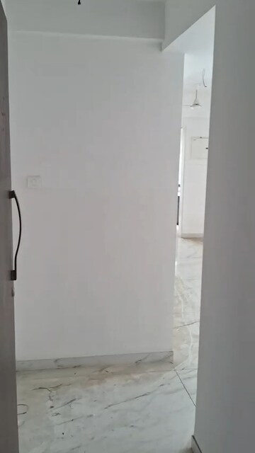 Room in 3 BHK Apartment at Andheri West – for Rent