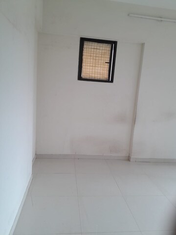 Room in 2 BHK Apartment at Pranav Flora Enclave, Borivali East – for Rent