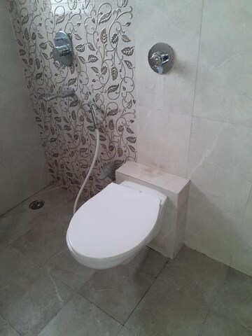 Bathroom in 2 BHK Apartment at Pranav Flora Enclave, Borivali East – for Rent