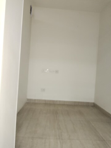 Room in  Office Space at East Of Kailash – for Rent