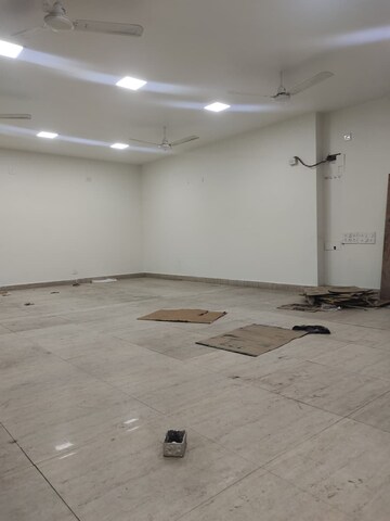 Room in  Office Space at East Of Kailash – for Rent