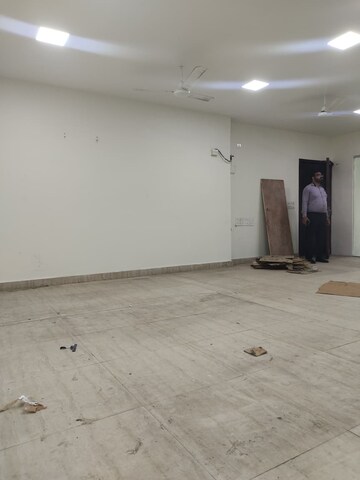 Room in  Office Space at East Of Kailash – for Rent