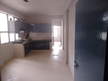 2 BHK Apartment For Rent in Auric Happy Homes, Sector 86