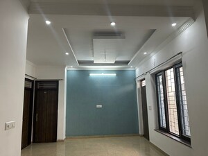 Room in 4 BHK Independent House at Sahastradhara Road – for Sale