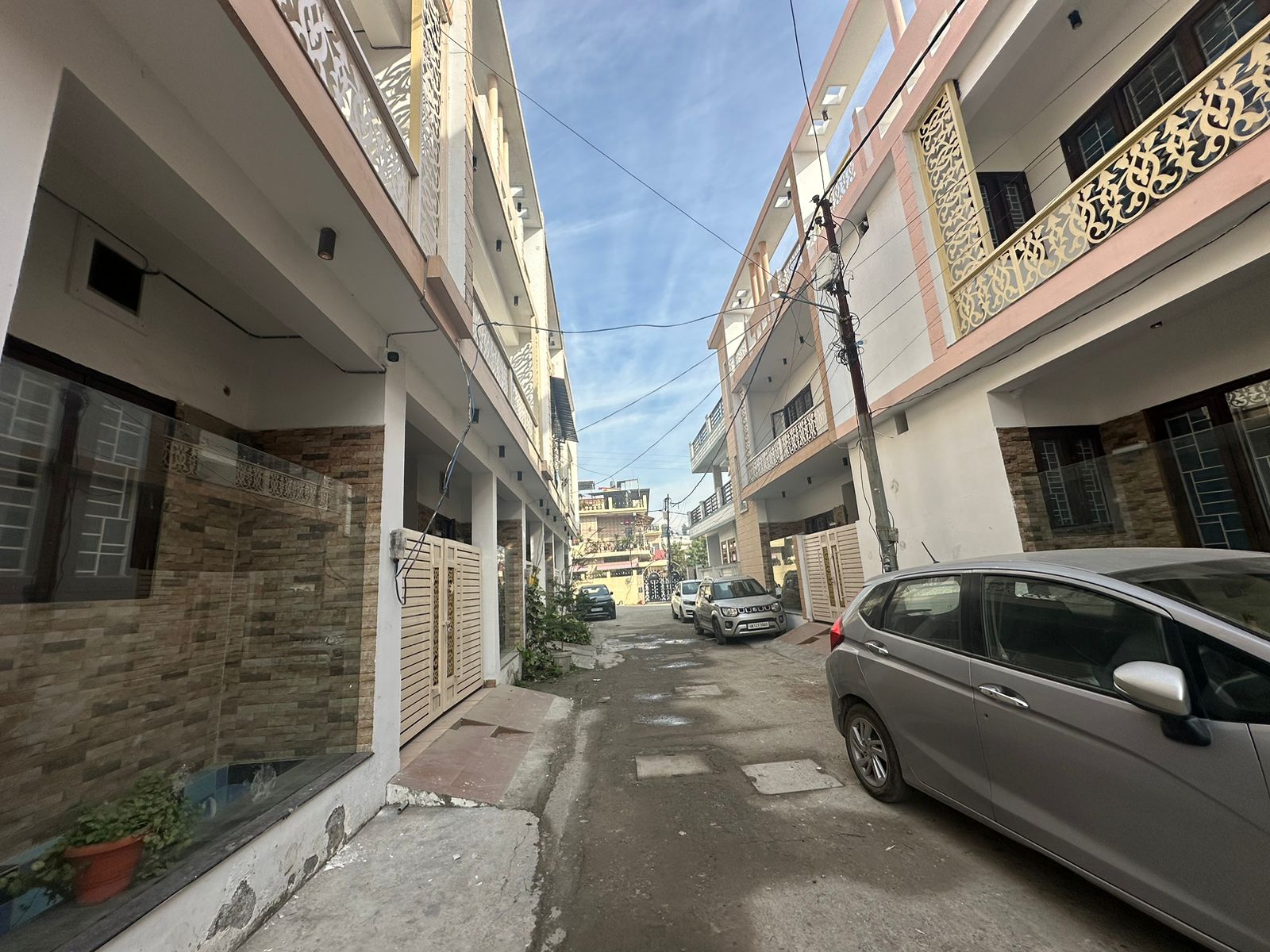 4 BHK Independent House For Sale in Sahastradhara Road