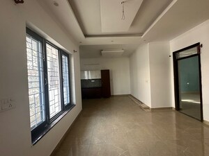 Room in 4 BHK Independent House at Sahastradhara Road – for Sale