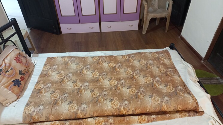 Bedroom, santacruz east 3 Bedroom 1200 Sq.Ft. Builder Floor In Santacruz East Mumbai 9034579