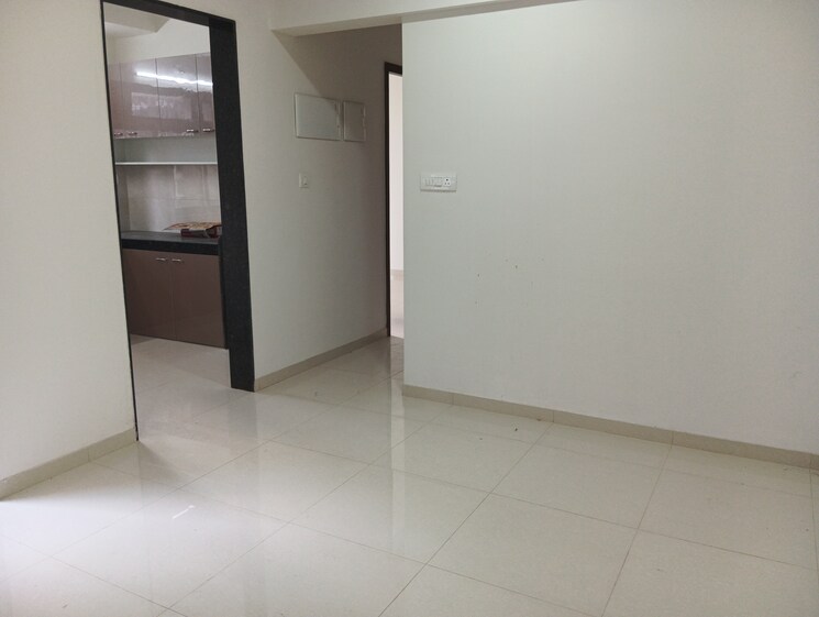 Room, runwal-eirene 2 Bedroom 568 Sq.Ft. Apartment In Balkum Pada Thane 9062646