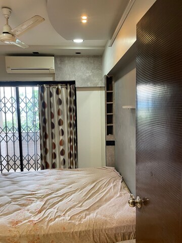 Bedroom in 2 BHK Apartment at Runwal Pearl, Manpada – for Rent