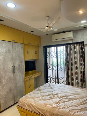 Bedroom in 2 BHK Apartment at Runwal Pearl, Manpada – for Rent