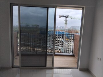 Room in 2 BHK Apartment at Vilas Javdekar Yashwin Enchante, Kharadi – for Sale