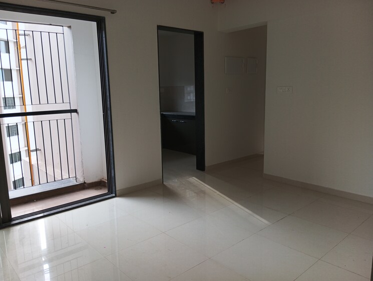 Room, runwal-eirene 2 Bedroom 568 Sq.Ft. Apartment In Balkum Pada Thane 9062657