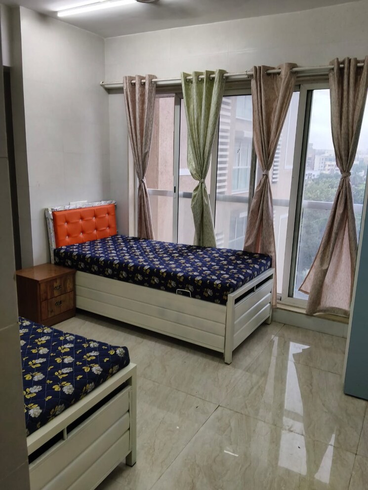 Bedroom, andheri east Pg For Girls In Andheri East 9062653
