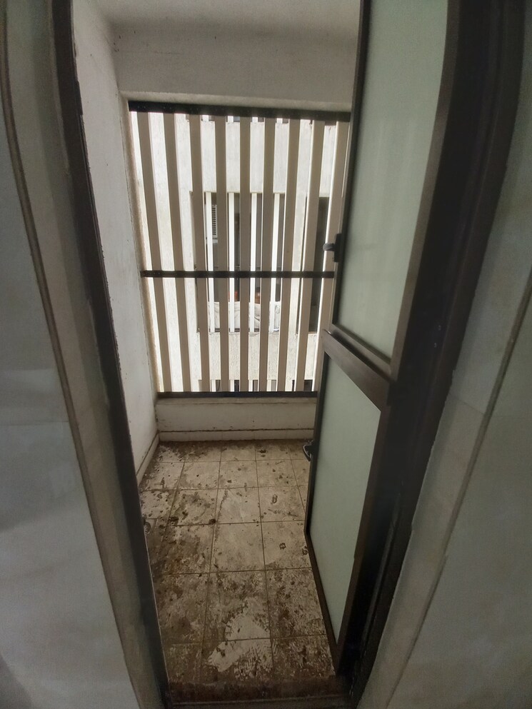 Room, raymond-ten-x-habitat 2 Bedroom 644 Sq.Ft. Apartment In Pokhran Road No Two Thane 9062659