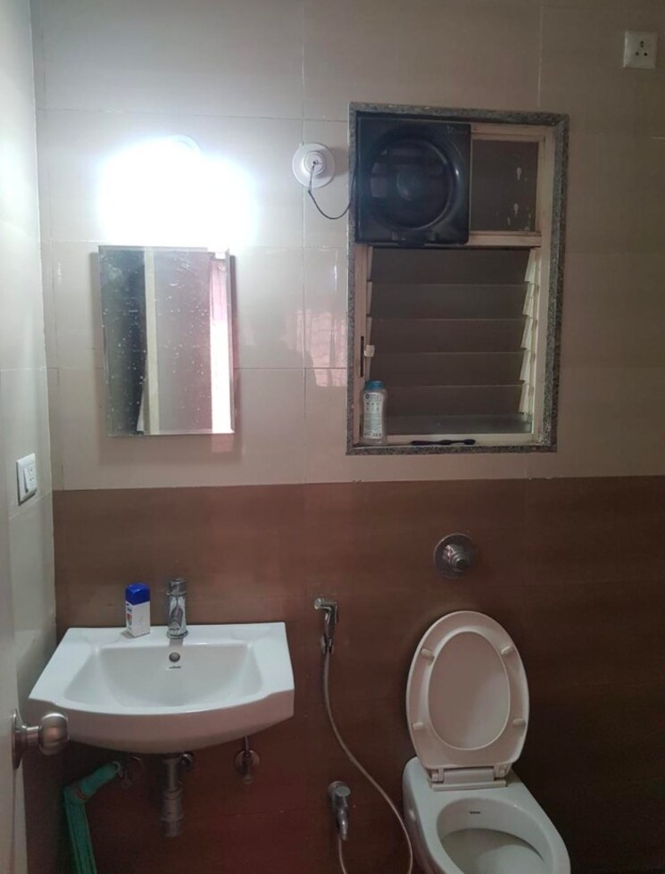 Bathroom, guardian-eastern-meadows 2 Bedroom 990 Sq.Ft. Apartment In Wagholi Pune 9062686