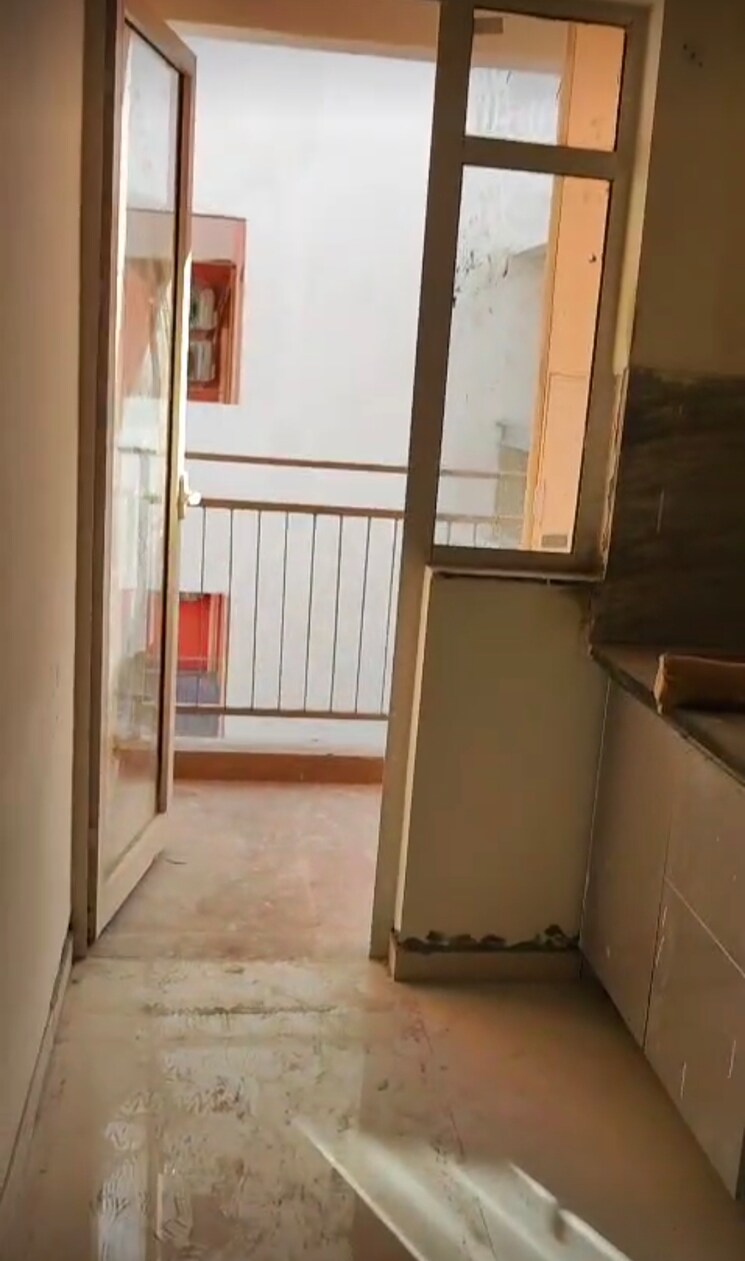 Balcony, shapoorji-pallonji-joyville-phase-2 2 Bedroom 915 Sq.Ft. Apartment In Sector 102 Gurgaon 9059923